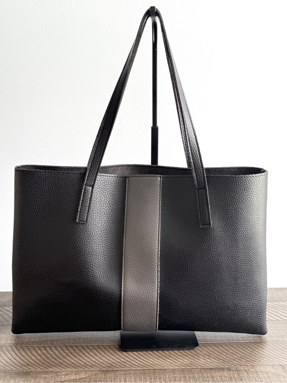 Vince Camuto Women’s Black Gray Stripe Pebbled Soft Vegan Leather Tote Bag